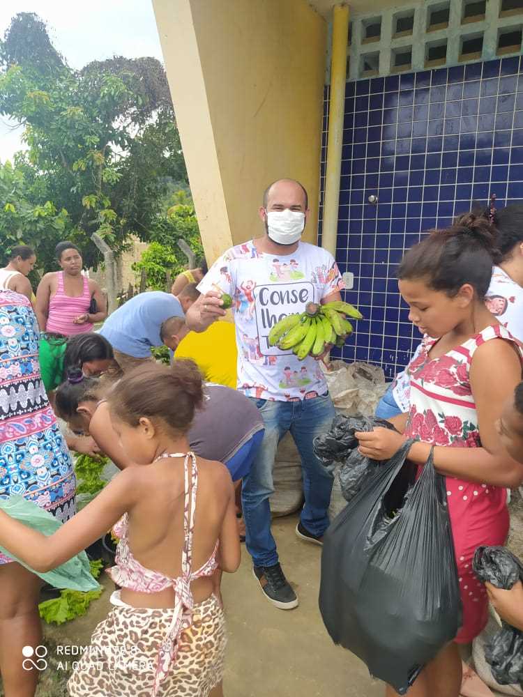 Camacã: Famílias carentes de Leoventura e Jacareci são comtempladas com alimentos do PAA e CONAB